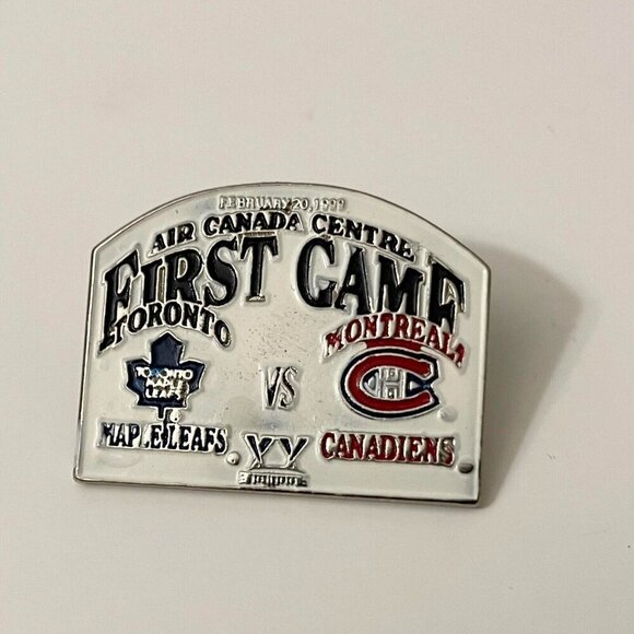 Toronto Maple Leafs vs Montreal Canadiens First Game Air Canada Centre NHL Pin - Picture 2 of 10
